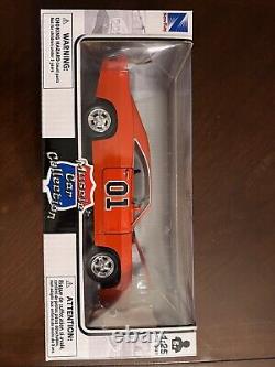 ERTL 125 DUKES OF HAZZARD GENERAL LEE #7967 DIECAST CAR MIB And A 125 Muscle
