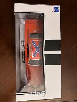 ERTL 125 DUKES OF HAZZARD GENERAL LEE #7967 DIECAST CAR MIB And A 125 Muscle
