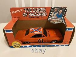 ERTL#1791 The Dukes of Hazzard General Lee with rubber tires 1/25 Scale car 1981