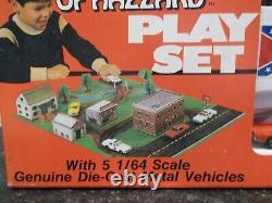 ERTL 1816 The Dukes Of Hazzard Play Set Mint from 1981 Very RARE