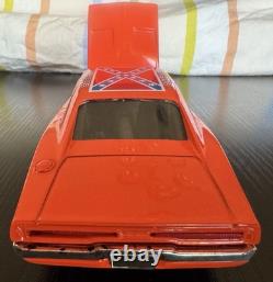 ERTL 1969 Charger General Lee 1/24 Dukes of Hazzard Warner Bros Inc 1981