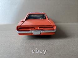 ERTL 1969 Charger General Lee 1/25 Dukes of Hazzard Warner Bros Inc 1981