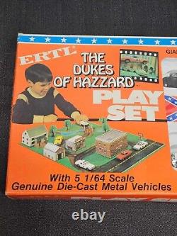 ERTL 3044 The Dukes Of Hazzard Play Set 1981 VERY RARE General Lee 100% Complete