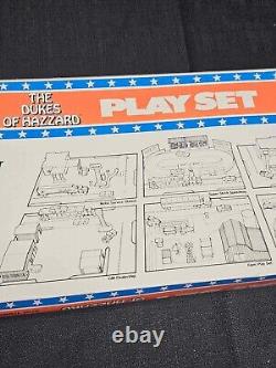 ERTL 3044 The Dukes Of Hazzard Play Set 1981 VERY RARE General Lee 100% Complete