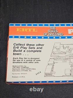 ERTL 3044 The Dukes Of Hazzard Play Set 1981 VERY RARE General Lee 100% Complete