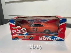 ERTL American Muscle General Lee 118 Die Cast Dodge Charger 32485