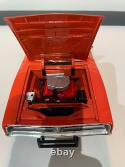 ERTL American Muscle General Lee 118 Die Cast Dodge Charger 32485
