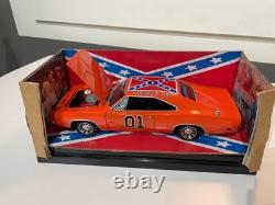 ERTL American Muscle General Lee 118 Die Cast Dodge Charger 32485