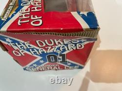 ERTL American Muscle General Lee 118 Die Cast Dodge Charger 32485
