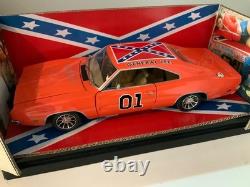 ERTL American Muscle General Lee Dukes Of Hazard Signed Tom Wopat John Schneider