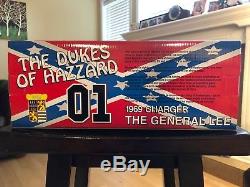 ERTL DUKES OF HAZZARD General Lee George Barris Kustom 1969 Dodge Charger 118