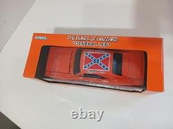 ERTL Die-Cast Metal Replica General Lee Dodge Charger New In Original Box 125