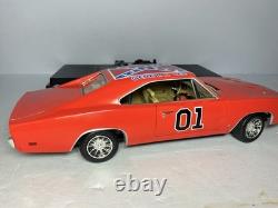 ERTL Dukes of Hazzard 118 Scale General Lee 1969 Dodge Charger NIB
