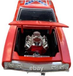 ERTL Dukes of Hazzard 1969 Dodge Charger General Lee 124 2002 1999 Car