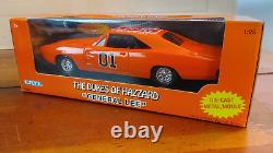 ERTL Dukes of Hazzard 1969 Dodge Charger General Lee Diecast Scale 1/25