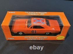 ERTL Dukes of Hazzard 1999 General Lee Car Die Cast Metal 164
