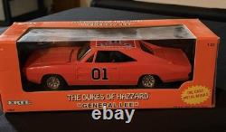 ERTL Dukes of Hazzard 1999 General Lee Car Die Cast Metal 164
