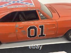 ERTL Dukes of Hazzard General Lee 1969 Dodge Charger 125 & Signed Postcard