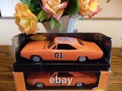 ERTL Dukes of Hazzard General Lee Charger 1998 OPEN with SEALED RARE 2001 125 (2)
