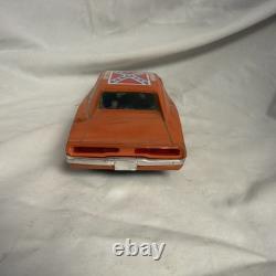 ERTL General Lee 1969 Dodge Charger Collectible 8 long