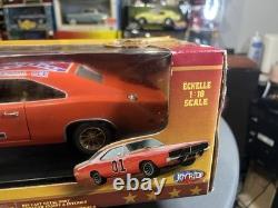 ERTL General Lee Dirty Version 118 Car Dukes Of Hazard Joyride 1/18 diecast
