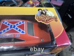 ERTL General Lee Dirty Version 118 Car Dukes Of Hazard Joyride 1/18 diecast