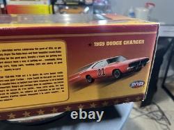 ERTL General Lee Dirty Version 118 Car Dukes Of Hazard Joyride 1/18 diecast