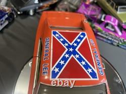 ERTL General Lee Dirty Version 118 Car Dukes Of Hazard Joyride 1/18 diecast