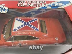 ERTL Race Day General Lee Dukes Of Hazzard 118 Scale Limited Edition
