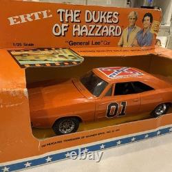 ERTL THE DUKES OF HAZZARD General Lee Car 1/25 Scale #1791
