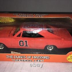 ERTL The Dukes Of Hazzard GENERAL LEE Diecast Car 125 #7967 New In Box 2001