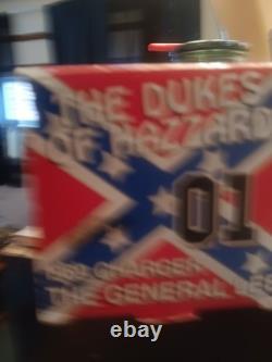 ERTL The Dukes of Hazard 1/25 General Lee Die-cast 2002 Highly Collectible #7967