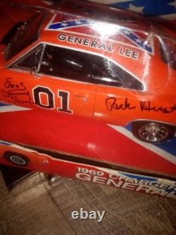 ERTL The Dukes of Hazzard General Lee Die-Cast Collectible Car 6 SIGNATURE'S