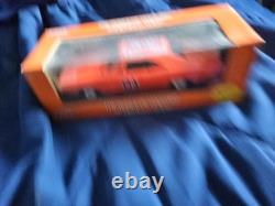 ERTL the Dukes of Hazard General Lee 125 Scale Diecast Car
