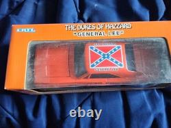 ERTL the Dukes of Hazard General Lee 125 Scale Diecast Car