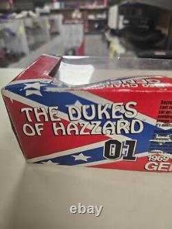 ERTL1969 The Dukes of Hazzards General Lee Charger 125 Signed Cooter NEW