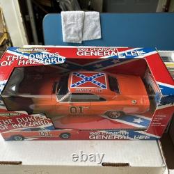 Ertl 118 American Muscle 1969 Charger Dukes of Hazzard General Lee Diecast