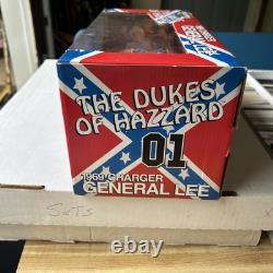 Ertl 118 American Muscle 1969 Charger Dukes of Hazzard General Lee Diecast
