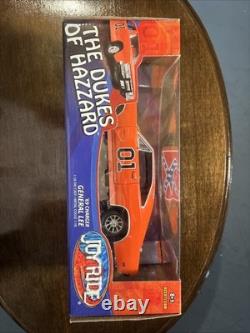 Ertl 118 Dukes of Hazzard General Lee Diecast Vehicle 32485