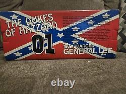 Ertl 118 Dukes of Hazzard General Lee Diecast Vehicle 32485