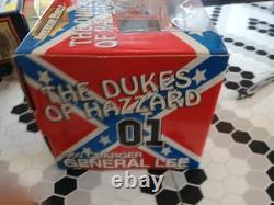 Ertl 118 Dukes of Hazzard General Lee Diecast Vehicle 32485