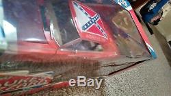 Ertl 1969 Dodge Charger #01 Race Day General Lee The Dukes of Hazzard 118 DC