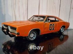 Ertl 1969 Dodge Charger General Lee Dukes Of Hazzard 118 Diecast 2 Car Set