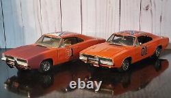 Ertl 1969 Dodge Charger General Lee Dukes Of Hazzard 118 Diecast 2 Car Set