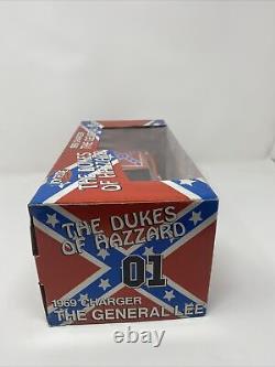 Ertl 7967 The Dukes of Hazzard 124 Scale General Lee 1969 Dodge Charger #01