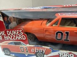 Ertl 7967 The Dukes of Hazzard 125 Scale General Lee 1969 Dodge Charger #01