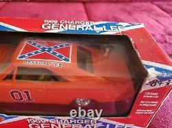 Ertl 7967 The Dukes of Hazzard 125 Scale General Lee 1969 Dodge Charger #01