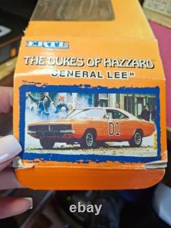 Ertl 7967 The Dukes of Hazzard 125 Scale General Lee 1969 Dodge Charger #01