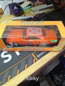 Ertl 7967 The Dukes of Hazzard 125 Scale General Lee 1969 Dodge Charger #01