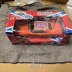 Ertl American Muscle 118 Scale Dukes of Hazard General Lee, 1969 Dodge Charger